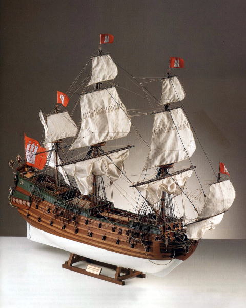 イタリア・コーレル社（SM28）ハンブルグ号/（株）帆船模型スタジオＭ