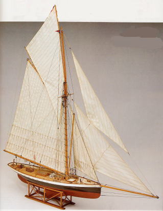 イタリア・マモリ社(MV43)ヨット・ピューリタン号/（株）帆船模型スタジオＭ