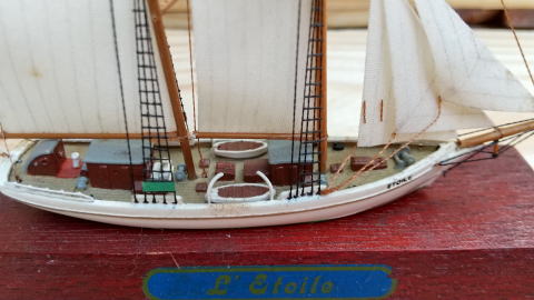 2本マスト・スクーナー『エトアール』甲板部分/�株ｿ船模型スタジオＭ