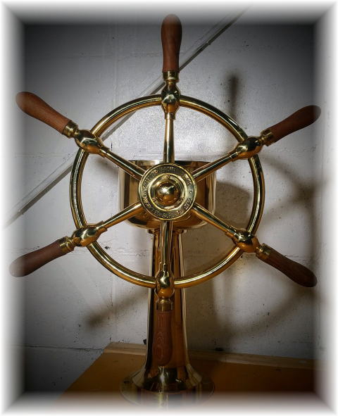 真鍮製 操舵輪スタンド付き/㈱帆船模型スタジオM